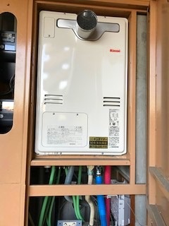 東京都葛飾区 H様 都市ガス リンナイ給湯器 RUFH-A2400AT2-3 24号フルオート給湯暖房給湯器 交換工事 交換後