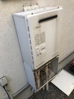 東京都国分寺市 Ｂ様 都市ガス ノーリツ給湯器 GT-2460SAWX-1 BL 24号オート追焚付給湯器　交換工事 交換前