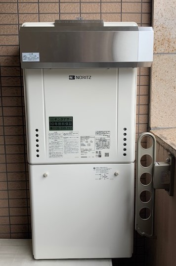 東京都板橋区 Ｋ様 都市ガス ノーリツ給湯器 GT-2060SAWX-1 BL 20号オート追焚付給湯器 交換工事 交換後