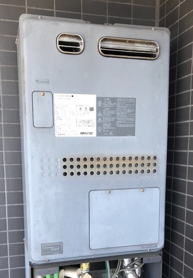 東京都国立市 Ｙ様 都市ガス ノーリツエコジョーズ GTH-C2460AW3H BL 24号スタンダード（フルオート）給湯暖房給湯器 交換工事 交換前
