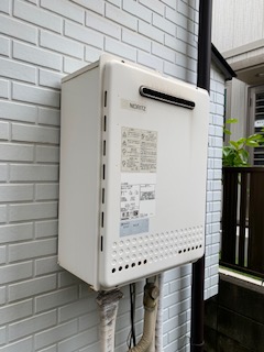 千葉県千葉市若葉区 Ｈ様 都市ガス ノーリツ給湯器 GT-2460SAWX-1 BL 24号オート追焚付給湯器 交換工事 交換前