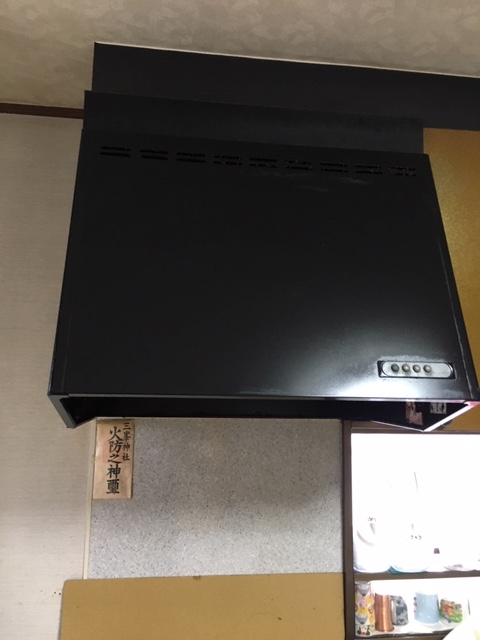 埼玉県川口市 Ｋ様 リンナイレンジフード LGR-3R-AP751SV（シルバーメタリック）交換工事 交換前