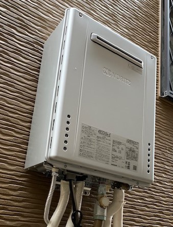 東京都港区 Ｍ様 都市ガス ノーリツ GH-1210W6H BL ガス温水暖房専用熱源機 交換工事 交換後