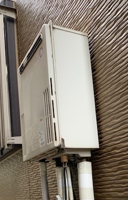 東京都港区 Ｍ様 都市ガス ノーリツ GH-1210W6H BL ガス温水暖房専用熱源機 交換工事 交換前