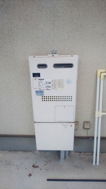 兵庫県加古川市 Y様 都市ガス ノーリツエコジョーズ GTH-C2450SAW3H-1 BL 24号シンプル（オート）給湯暖房給湯器 交換工事 交換前
