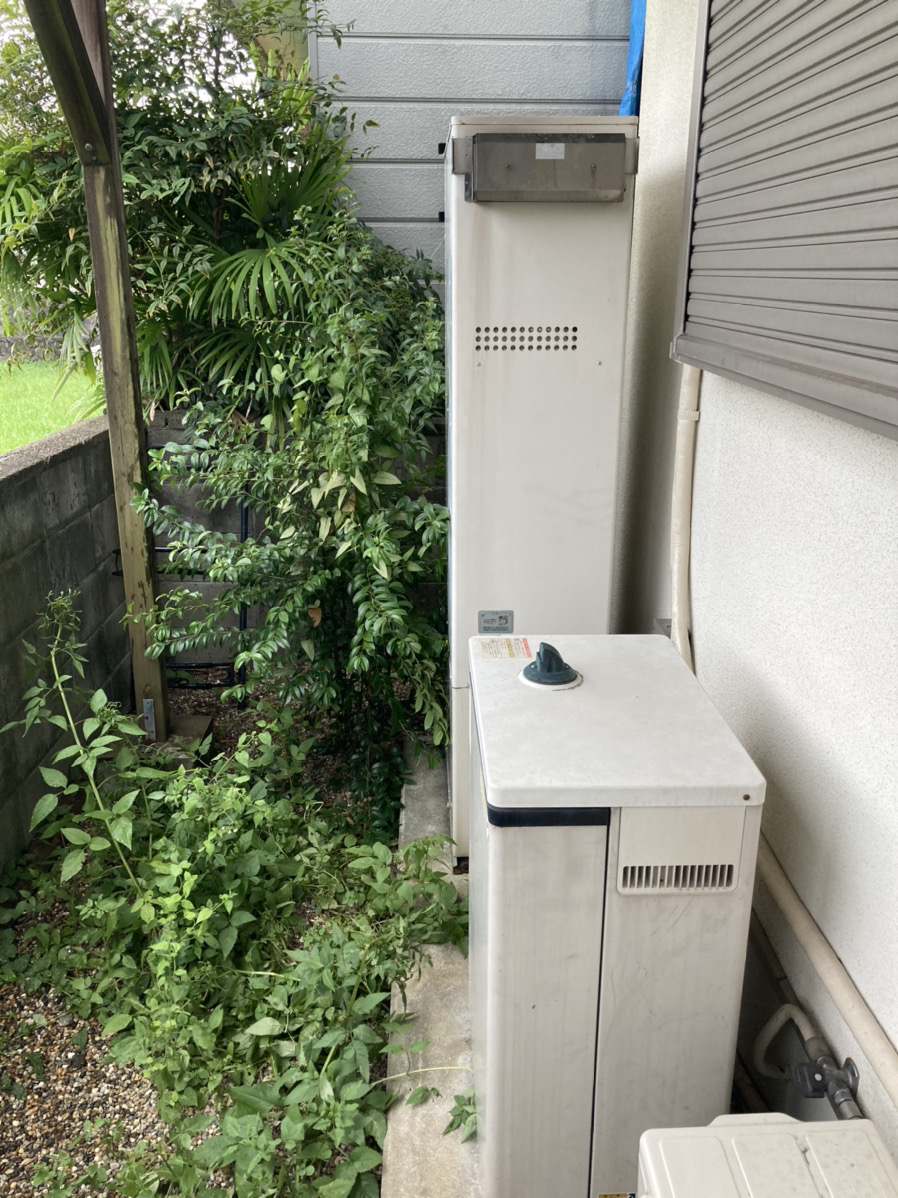 京都府京都市南区 Ｔ様 都市ガス ノーリツエコジョーズ GTH-C2460AW3H BL 24号スタンダード（フルオート）給湯暖房給湯器 交換工事 交換前