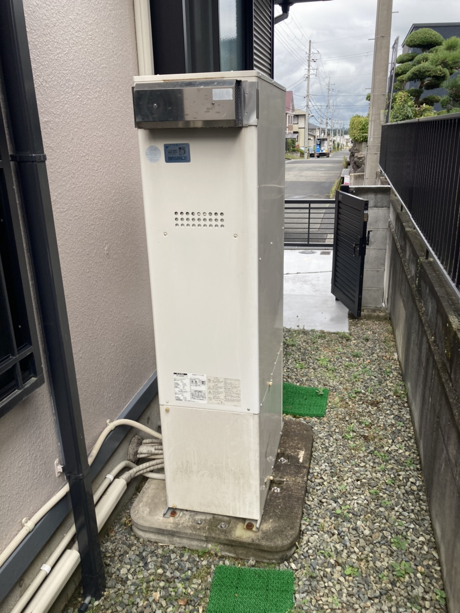 兵庫県神戸市北区 Ｎ様 都市ガス ノーリツエコジョーズ GTH-C2460AW3H BL 24号スタンダード（フルオート）給湯暖房給湯器 交換工事 交換前