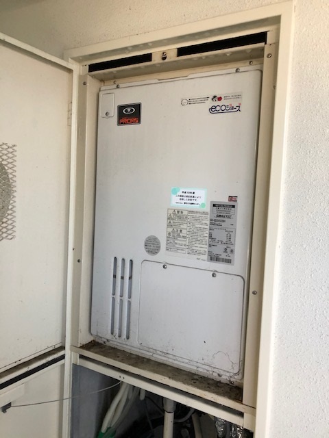奈良県奈良市 A様 都市ガス ノーリツエコジョーズ GTH-CP2460AW3H-TB BL  24号スタンダード（フルオート）給湯暖房給湯器 交換工事 交換前
