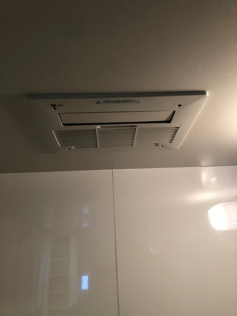 兵庫県神戸市中央区 Ｔ様 ノーリツ天井形浴室暖房乾燥機 BDV-3306AUKNSC-J3-BL 交換工事 交換後