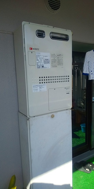 奈良県奈良市 T様 都市ガス ノーリツ給湯器 GQH-2443AWXD-DX BL 24号高温水供給式暖房給湯器 交換工事 交換後