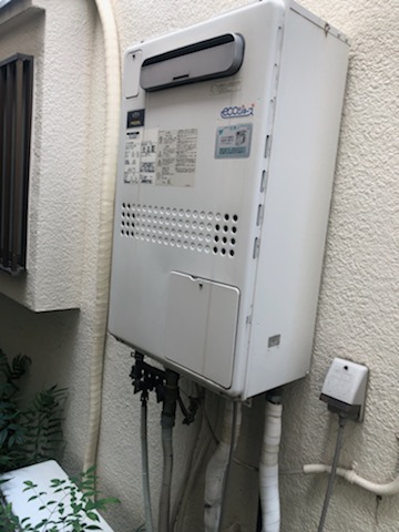 大阪府茨木市 Ｕ様 都市ガス ノーリツエコジョーズ GTH-C2460SAW3H BL 24号シンプル（オート）給湯暖房給湯器 交換工事 交換前