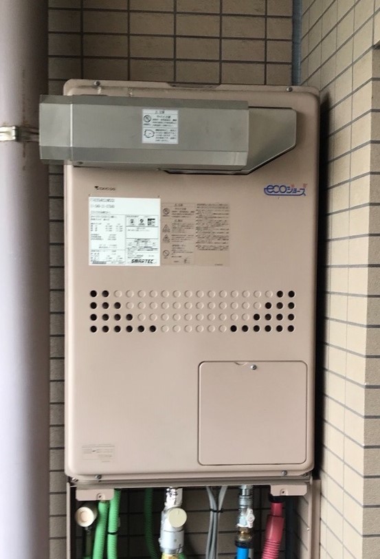 東京都国立市 Ｎ様 都市ガス ノーリツエコジョーズ GTH-C2460AW3H BL 24号スタンダード（フルオート）給湯暖房給湯器 交換工事 交換前