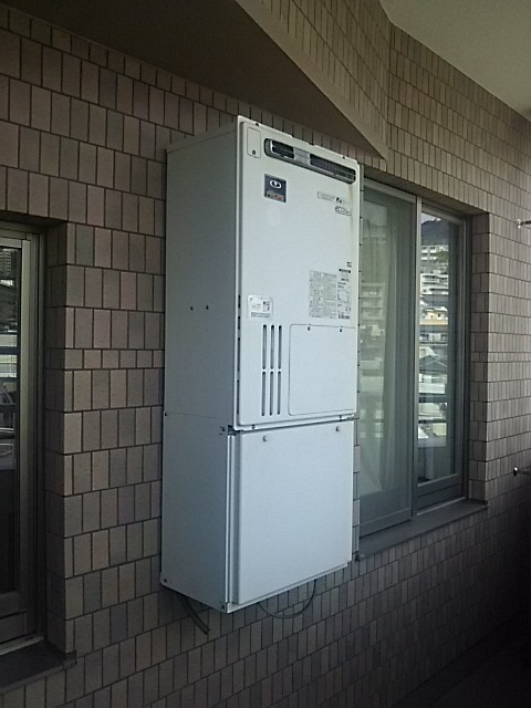 兵庫県神戸市灘区 F様 都市ガス ノーリツエコジョーズ GTH-CP2460AW3H BL 24号スタンダード（フルオート）給湯暖房給湯器 交換工事 交換前