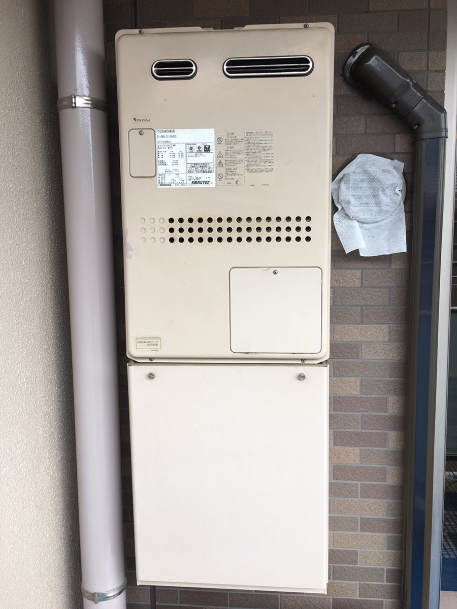 東京都中野区 Ｎ様 都市ガス ノーリツエコジョーズ GTH-C2460AW3H BL 24号スタンダード（フルオート）給湯暖房給湯器 交換工事 交換前