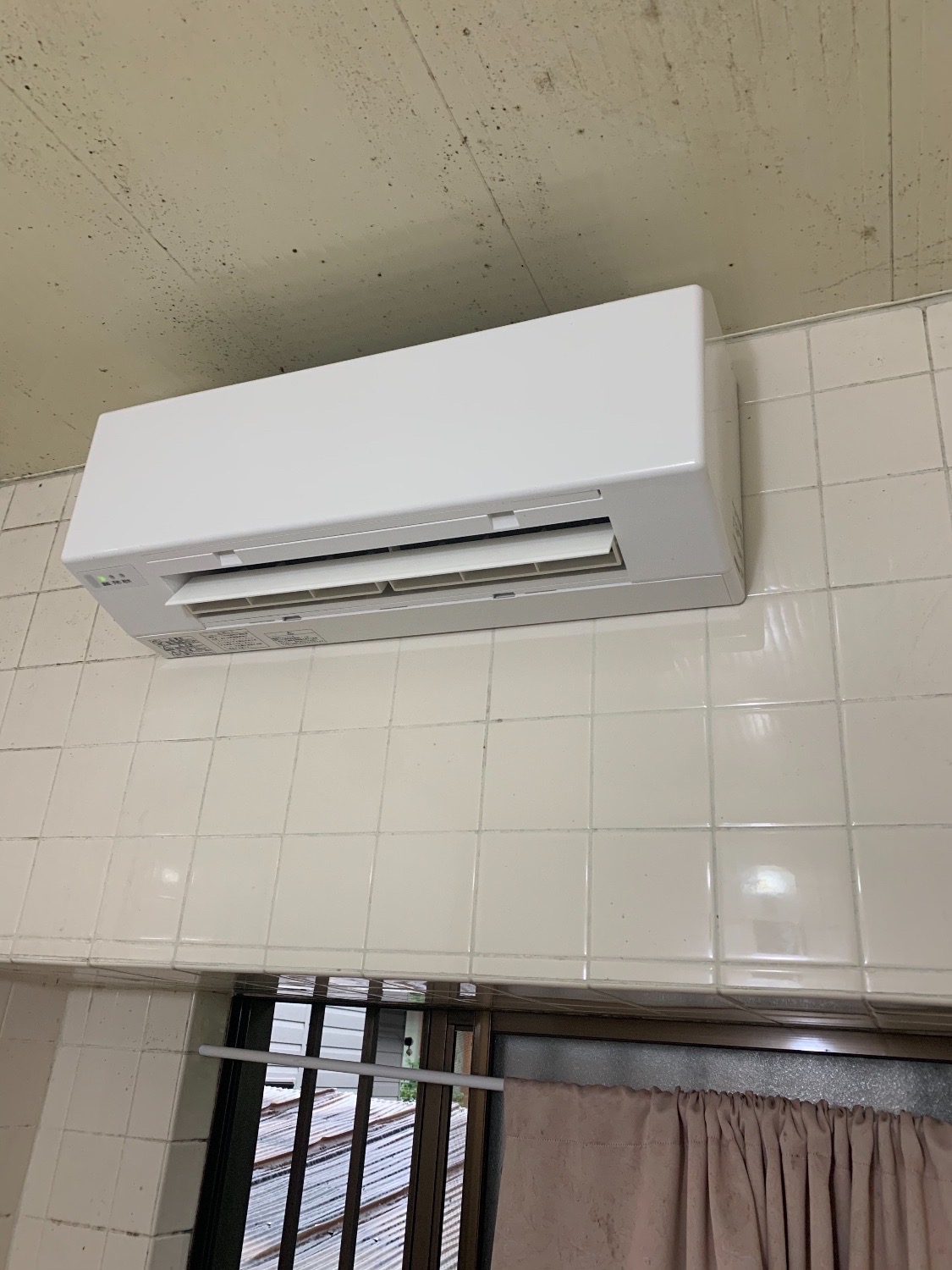 東京都小平市 W様 ノーリツ壁掛形浴室暖房乾燥機 BDV-4107WKN 交換工事 交換後