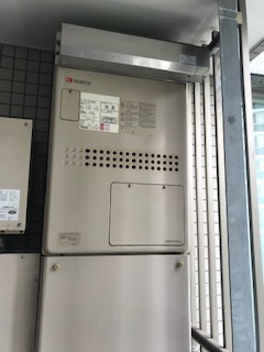 東京都千代田区 都市ガス ノーリツエコジョーズ GTH-C2451AW6H-1 BL 24号スタンダード（フルオート）給湯暖房給湯器 交換工事 交換前
