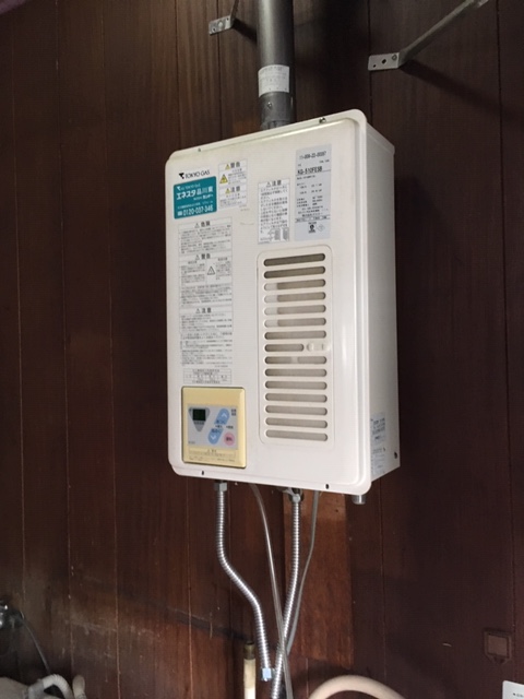 東京都品川区 Ａ様 都市ガス リンナイ給湯器 RUX-V1615SWFA(A)-E 16号オートストップ給湯専用給湯器 交換工事 交換前