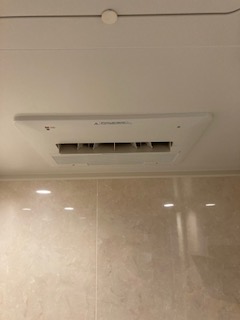 兵庫県尼崎市 Ｔ様 ノーリツ天井形浴室暖房乾燥機BDV-4104AUKNC-J3-BL 交換工事 交換後