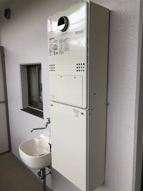 兵庫県西宮市  Y様 都市ガス ノーリツエコジョーズ 	GTH-C2450SAW3H-1 BL 24号シンプル（オート）給湯暖房給湯器 交換工事 交換後