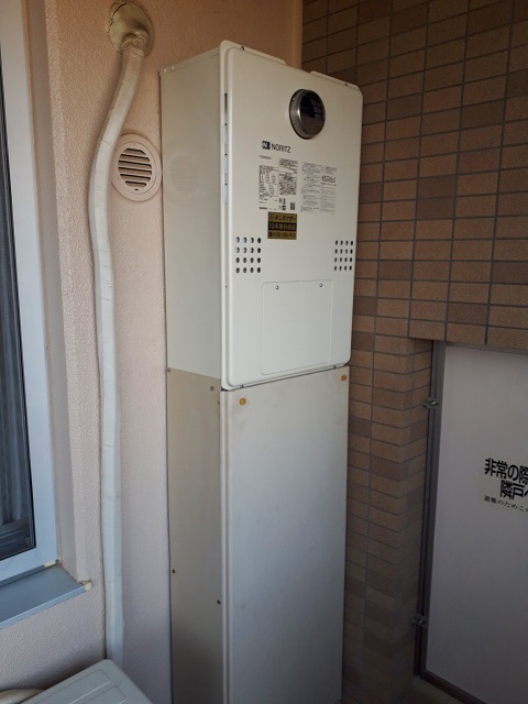 兵庫県西宮市 M様 都市ガス ノーリツエコジョーズ GTH-C2460SAW3H BL 24号シンプル（オート）給湯暖房給湯器 交換工事 交換後