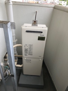 兵庫県宝塚市 O様 都市ガス リンナイ給湯器 RUJ-A2010W 20号高温水供給式給湯器 交換工事 交換後