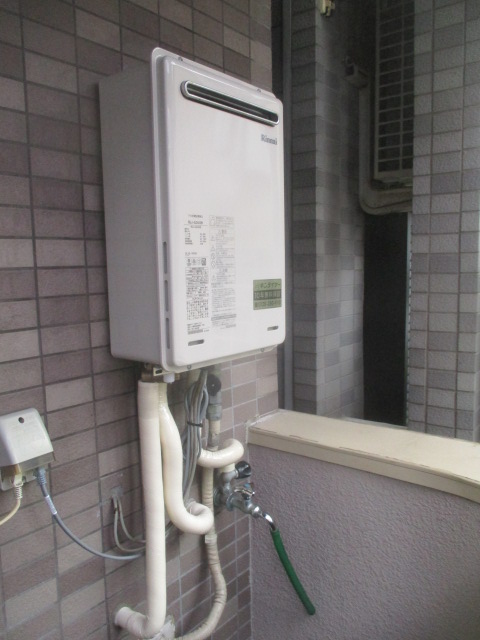 大阪府守口市 K様 都市ガス リンナイ給湯器 RUJ-A2400W 24号高温水供給式給湯器 交換工事 交換後