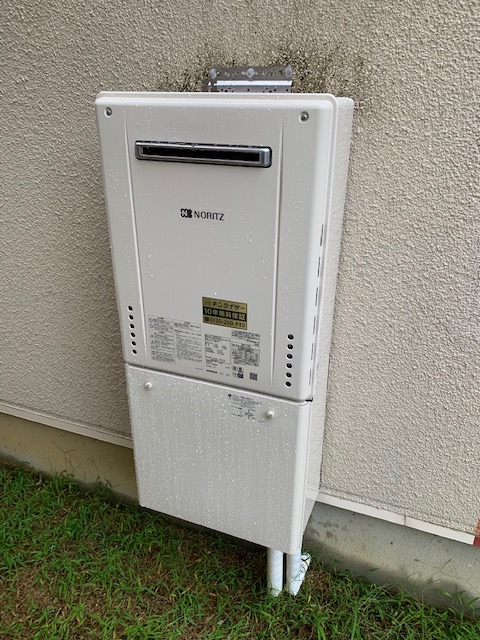 大阪府貝塚市 Ｈ様 都市ガス ノーリツ給湯器 GT-2460SAWX-1 BL 24号オート追焚付給湯器 交換工事 交換後