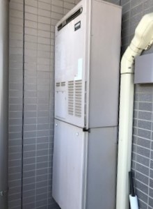 東京都杉並区 I様 都市ガス ノーリツエコジョーズ GTH-C2450AW3H-1 BL 24号スタンダード（フルオート）給湯暖房給湯器 交換工事 交換前