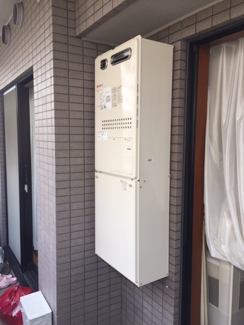 兵庫県西宮市 O様 都市ガス ノーリツ給湯器 GQH-2443AWXD-DX BL 24号高温水供給式暖房給湯器 交換工事 交換後