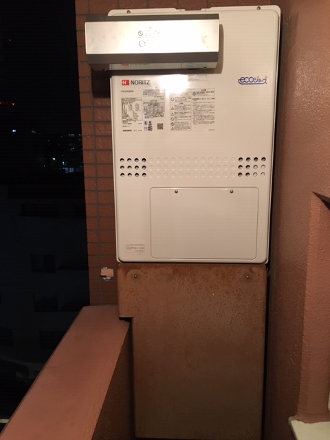 神奈川県藤沢市 Ｓ様 都市ガス ノーリツエコジョーズ GTH-C2450AW3H-1 BL 24号スタンダード（フルオート）給湯暖房給湯器 交換工事 交換後