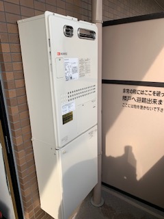 大阪府大阪市浪速区 S様 都市ガス ノーリツ給湯器 GQH-2443AWX3H-DX BL 24号高温水供給式暖房給湯器 交換工事 交換後