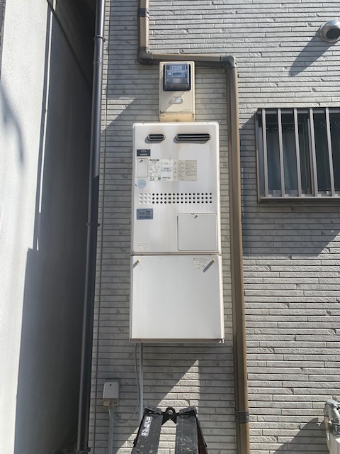 京都府京都市南区 Ｍ様 都市ガス ノーリツエコジョーズ GTH-C2460SAW3H BL 24号シンプル（オート）給湯暖房給湯器 交換工事 交換前