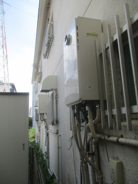 兵庫県尼崎市 I様 都市ガス ノーリツエコジョーズ GTH-C2460SAW3H BL 24号シンプル（オート）給湯暖房給湯器 交換工事 交換後