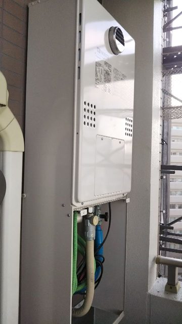 東京都台東区 Ｔ様 都市ガス ノーリツエコジョーズ GTH-C2460AW3H BL 24号スタンダード（フルオート）給湯暖房給湯器 交換工事 交換後