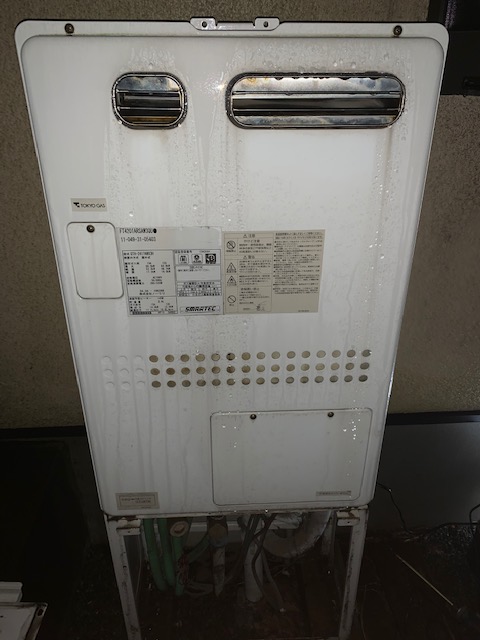 神奈川県横浜市青葉区 Ｏ様 都市ガス ノーリツエコジョーズ GTH-C2460AW3H BL 24号スタンダード（フルオート）給湯暖房給湯器 交換工事 交換前