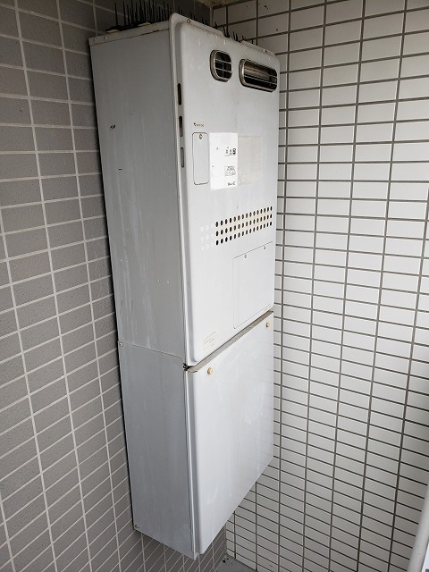 東京都中野区 T様 都市ガス ノーリツ給湯器 GTH-2444SAWX3H-T-1 BL 24号オート給湯暖房給湯器 交換工事 交換前
