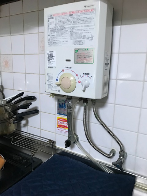 兵庫県伊丹市 T様 都市ガス ノーリツ給湯器 GQ-531W 5号小型湯沸器（先止式）  交換工事 交換前