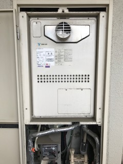 愛知県名古屋市港区 Ｍ様 都市ガス ノーリツ給湯器 GTH-2444AWX3H-T-1 BL 24号フルオート給湯暖房給湯器 交換工事 交換前