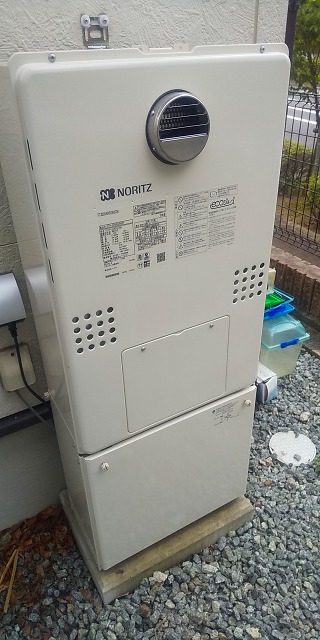 京都府木津川市 F様 都市ガス ノーリツエコジョーズ GTH-C2460SAW3H BL 24号シンプル（オート）給湯暖房給湯器 交換工事 交換後