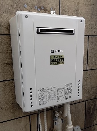 東京都狛江市 H様 都市ガス ノーリツ給湯器 GT-2060SAWX-1 BL 20号オート追焚付給湯器 交換工事 交換後