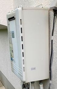 大阪府寝屋川市 S様 都市ガス ノーリツ給湯器 GT-2060SAWX-1 BL  20号オート追焚付給湯器 交換工事 交換前