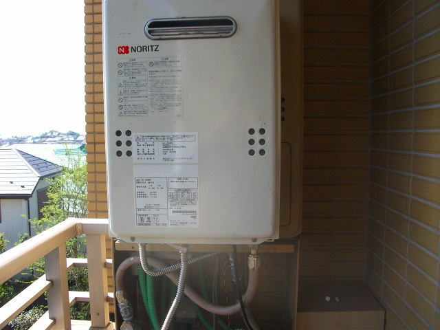 神奈川県横浜市中区 Y様 都市ガス ノーリツエコジョーズ 	GTH-C2460AW3H BL 24号（フルオート）給湯暖房給湯器 交換工事 交換前