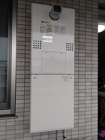 東京都世田谷区 D様 都市ガス ノーリツエコジョーズ GTH-C2460AW3H-T BL 24号スタンダード（フルオート）給湯暖房給湯器 交換工事 交換後