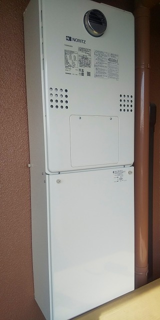大阪府吹田市 N様 都市ガス ノーリツエコジョーズ GTH-C2460SAW3H BL 24号シンプル（オート）給湯暖房給湯器 交換工事 交換後