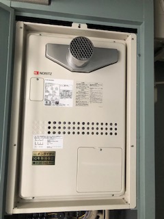 大阪府寝屋川市 Ｍ様 都市ガス ノーリツ給湯器 GTH-2444SAWXD-T-1 BL 24号オート給湯暖房給湯器 交換工事 交換後