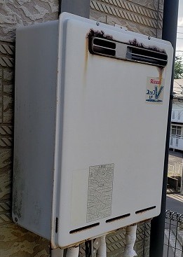 神奈川県横浜市磯子区 T様 都市ガス ノーリツ給湯器 GT-1660SAWX-1 BL 16号オート追焚付給湯器 交換工事 交換前