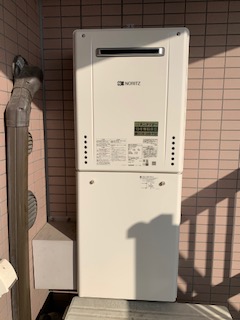 東京都練馬区 Ｉ様 都市ガス ノーリツ給湯器 GT-2060SAWX-1 BL 20号オート追焚付給湯器 交換工事 交換後