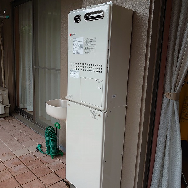 兵庫県西宮市 S様 都市ガス ノーリツ給湯器 GQH-2443AWX3H-DX BL 24号高温水供給式暖房給湯器 交換工事 交換後