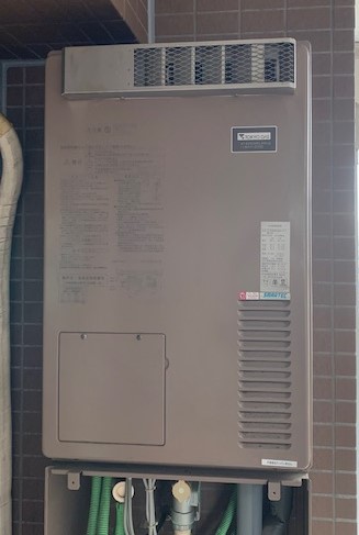 神奈川県横浜市鶴見区 N様 都市ガス ノーリツエコジョーズ 24号スタンダード（フルオート）給湯暖房給湯器 交換工事 交換前