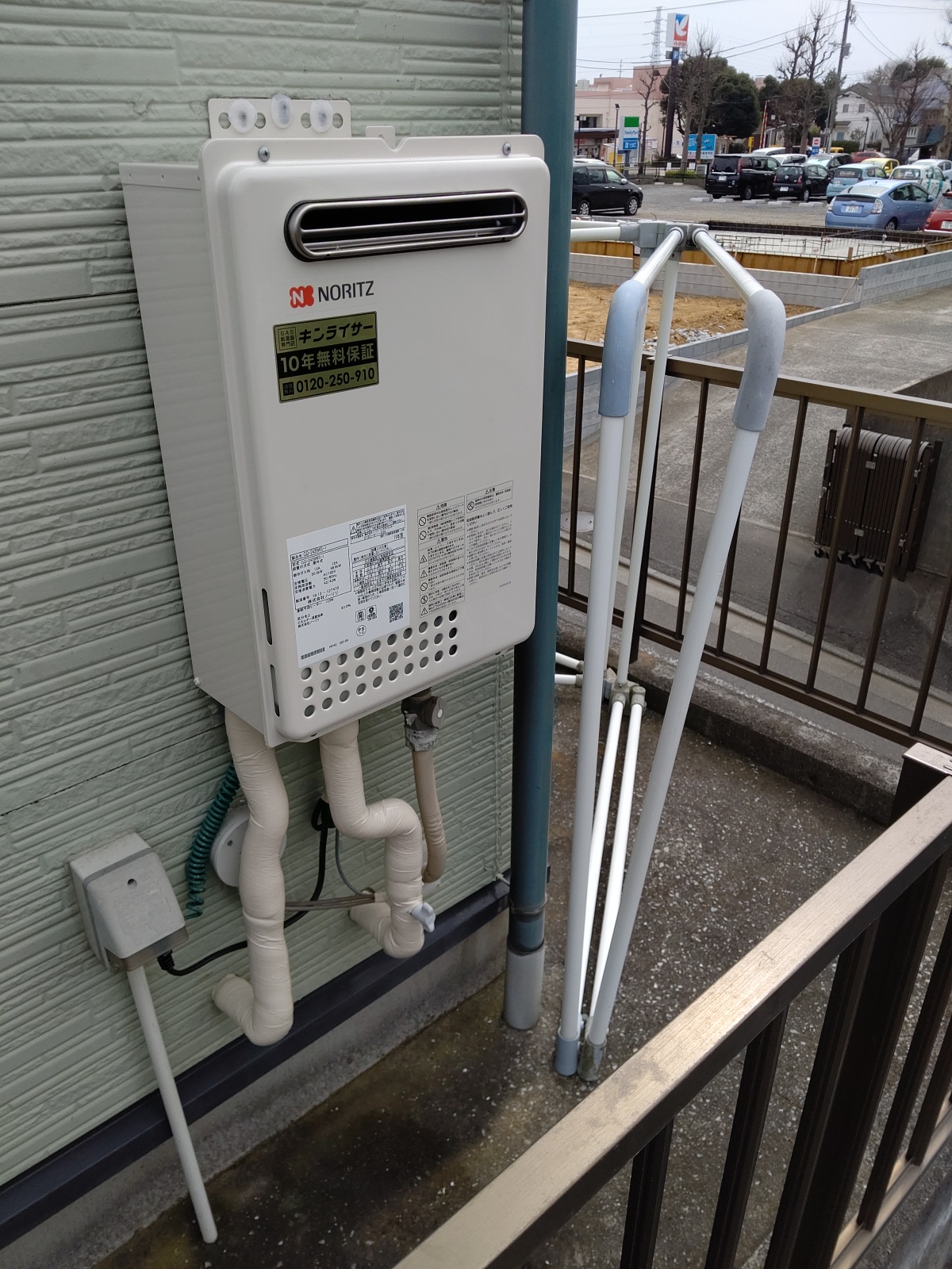 神奈川県横浜市磯子区 Ｓ様 都市ガス ノーリツ給湯器 GQ-2439WS-1 24号オートストップ給湯専用給湯器 交換工事 交換後